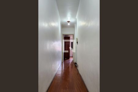 Casa à venda com 181m², 3 quartos e 2 vagasCorredor