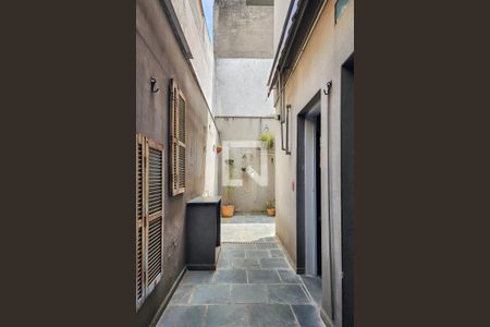 Casa à venda com 181m², 3 quartos e 2 vagasÁrea Externa