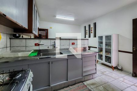Casa à venda com 181m², 3 quartos e 2 vagasCozinha