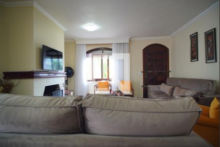 Sala de casa à venda com 3 quartos, 180m² em Vila Ipiranga, Porto Alegre