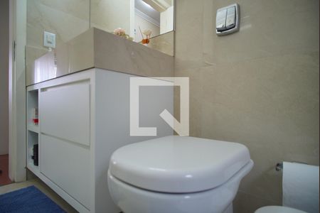 Casa à venda com 180m², 3 quartos e 2 vagasBanheiro Corredor