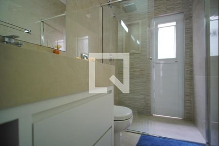 Casa à venda com 180m², 3 quartos e 2 vagasBanheiro Corredor