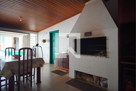 Casa à venda com 180m², 3 quartos e 2 vagasChurrasqueira