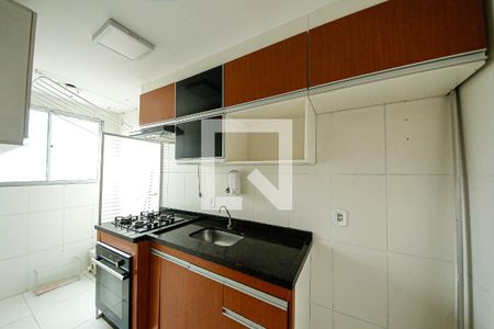 Cozinha de apartamento para alugar com 2 quartos, 48m² em Jardim Angela (zona Leste), São Paulo