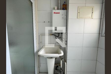 Apartamento para alugar com 70m², 3 quartos e 1 vagaÁrea de Serviço