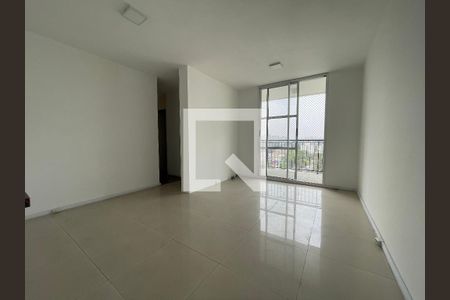 Sala de apartamento para alugar com 3 quartos, 70m² em Rio Pequeno, São Paulo