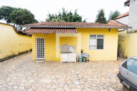 Casa à venda com 360m², 3 quartos e 3 vagasQuintal
