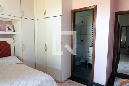 Casa à venda com 360m², 3 quartos e 3 vagasquarto