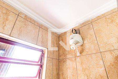 Casa à venda com 180m², 3 quartos e 2 vagas Casa à venda com 180m², 3 quartos e 2 vagasSuite - Banheiro