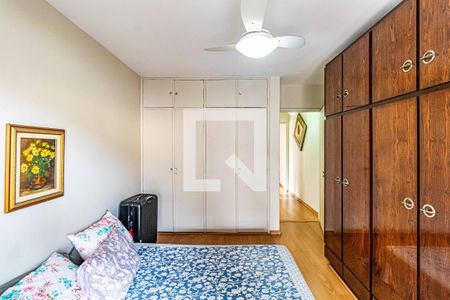 Casa à venda com 180m², 3 quartos e 2 vagas Casa à venda com 180m², 3 quartos e 2 vagasQuarto 01