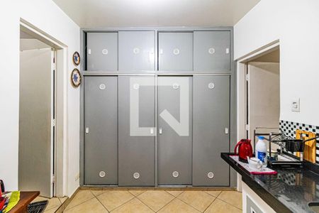 Casa à venda com 180m², 3 quartos e 2 vagas Casa à venda com 180m², 3 quartos e 2 vagasCozinha