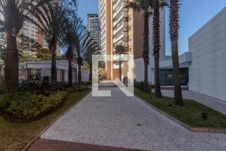 Apartamento à venda com 163m², 3 quartos e 3 vagas Apartamento à venda com 163m², 3 quartos e 3 vagasÁrea externa