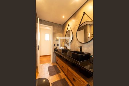 Apartamento à venda com 163m², 3 quartos e 3 vagas Apartamento à venda com 163m², 3 quartos e 3 vagasBanheiro da Suíte 1