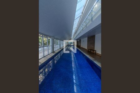 Apartamento à venda com 163m², 3 quartos e 3 vagas Apartamento à venda com 163m², 3 quartos e 3 vagasPiscina Coberta