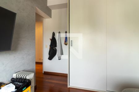 Apartamento à venda com 163m², 3 quartos e 3 vagas Apartamento à venda com 163m², 3 quartos e 3 vagasQuarto 2 - Suíte