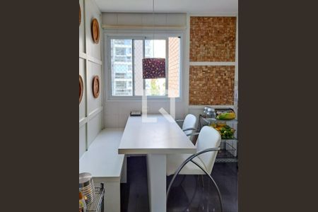 Apartamento à venda com 163m², 3 quartos e 3 vagas Apartamento à venda com 163m², 3 quartos e 3 vagasCozinha