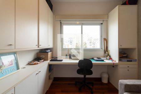 Apartamento à venda com 163m², 3 quartos e 3 vagas Apartamento à venda com 163m², 3 quartos e 3 vagasQuarto 3 - Suíte