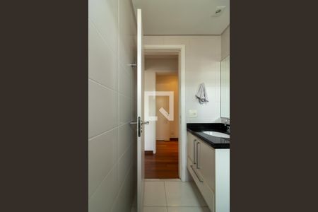 Apartamento à venda com 163m², 3 quartos e 3 vagas Apartamento à venda com 163m², 3 quartos e 3 vagasBanheiro da Suíte 3