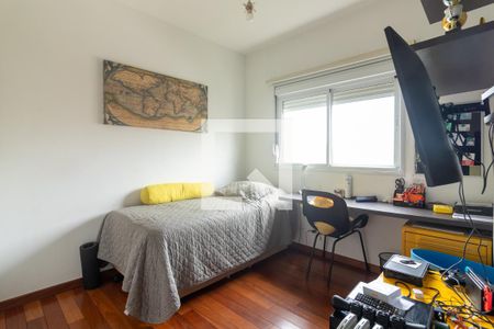 Apartamento à venda com 163m², 3 quartos e 3 vagas Apartamento à venda com 163m², 3 quartos e 3 vagasQuarto 2 - Suíte
