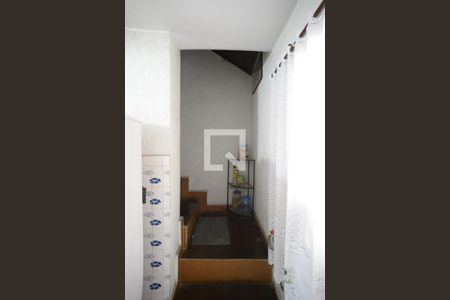 Casa à venda com 240m², 2 quartos e 2 vagasCorredor 