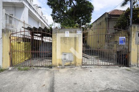 Casa à venda com 240m², 2 quartos e 2 vagasFachada