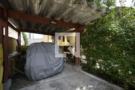 Casa à venda com 240m², 2 quartos e 2 vagasÁrea comum