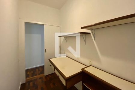 Apartamento para alugar com 190m², 4 quartos e 3 vagas Apartamento para alugar com 190m², 4 quartos e 3 vagasEscritório