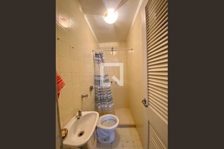 Apartamento para alugar com 190m², 4 quartos e 3 vagas Apartamento para alugar com 190m², 4 quartos e 3 vagasBanheiro de serviço