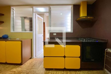 Apartamento para alugar com 190m², 4 quartos e 3 vagas Apartamento para alugar com 190m², 4 quartos e 3 vagasCozinha