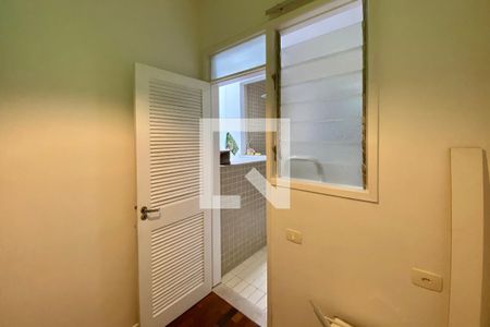 Apartamento para alugar com 190m², 4 quartos e 3 vagas Apartamento para alugar com 190m², 4 quartos e 3 vagasQuarto de Serviço