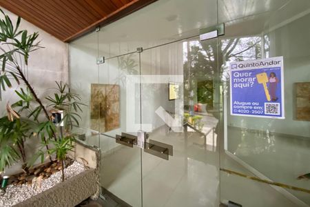 Apartamento para alugar com 190m², 4 quartos e 3 vagas Apartamento para alugar com 190m², 4 quartos e 3 vagasPlaquinha instalada