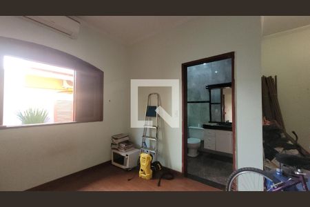 Casa à venda com 280m², 5 quartos e 3 vagas Casa à venda com 280m², 5 quartos e 3 vagasDepósito