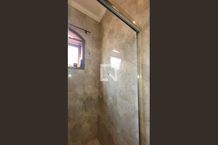 Casa à venda com 280m², 5 quartos e 3 vagas Casa à venda com 280m², 5 quartos e 3 vagasBanheiro Social