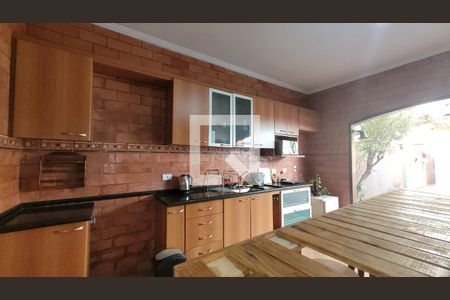 Casa à venda com 280m², 5 quartos e 3 vagas Casa à venda com 280m², 5 quartos e 3 vagasÁrea gourmet