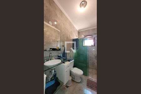 Casa à venda com 280m², 5 quartos e 3 vagas Casa à venda com 280m², 5 quartos e 3 vagasBanheiro Social