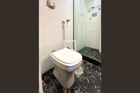 Apartamento à venda com 100m², 3 quartos e 1 vaga Apartamento à venda com 100m², 3 quartos e 1 vagaSuíte