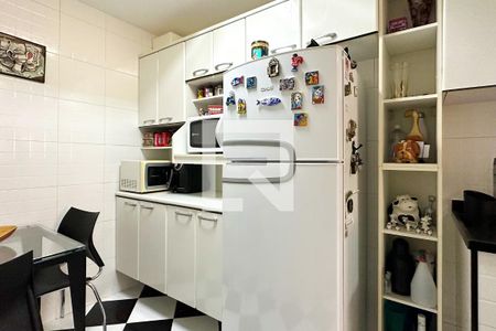 Apartamento à venda com 100m², 3 quartos e 1 vaga Apartamento à venda com 100m², 3 quartos e 1 vagaCozinha