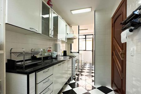 Apartamento à venda com 100m², 3 quartos e 1 vaga Apartamento à venda com 100m², 3 quartos e 1 vagaCozinha