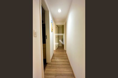 Apartamento à venda com 100m², 3 quartos e 1 vaga Apartamento à venda com 100m², 3 quartos e 1 vagaCorredor