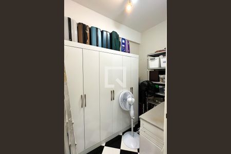 Apartamento à venda com 100m², 3 quartos e 1 vaga Apartamento à venda com 100m², 3 quartos e 1 vagaQuarto de Serviço