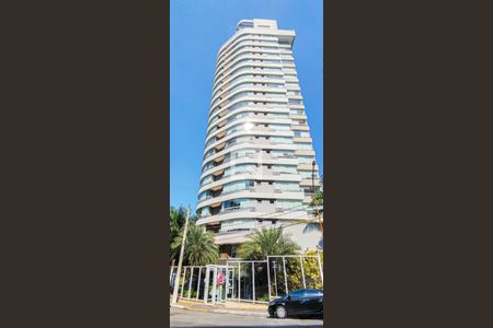 Studio à venda com 32m², 0 quarto e 1 vaga Studio à venda com 32m², 0 quarto e 1 vagaFachada