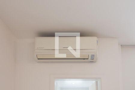 Studio à venda com 32m², 0 quarto e 1 vaga Studio à venda com 32m², 0 quarto e 1 vagaStudio