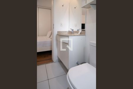 Studio à venda com 32m², 0 quarto e 1 vaga Studio à venda com 32m², 0 quarto e 1 vagaBanheiro
