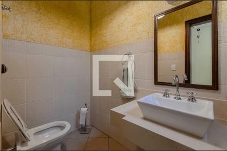 Casa à venda com 206m², 3 quartos e 4 vagasLavabo