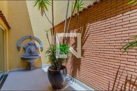 Casa à venda com 206m², 3 quartos e 4 vagasJardim de Inverno