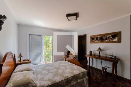 Casa à venda com 206m², 3 quartos e 4 vagasSuíte