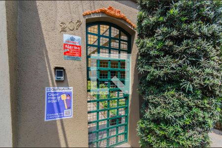 Casa à venda com 206m², 3 quartos e 4 vagasFachada