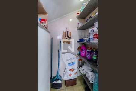 Casa à venda com 206m², 3 quartos e 4 vagasDespensa da Cozinha