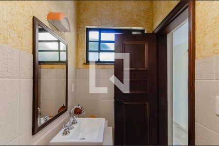 Casa à venda com 206m², 3 quartos e 4 vagasLavabo