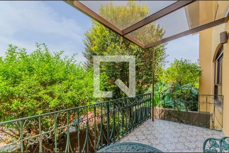 Casa à venda com 206m², 3 quartos e 4 vagasVaranda da Sala 1